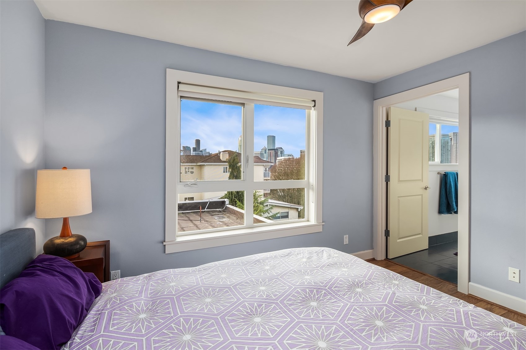 319 Summit Avenue E Unit: 502