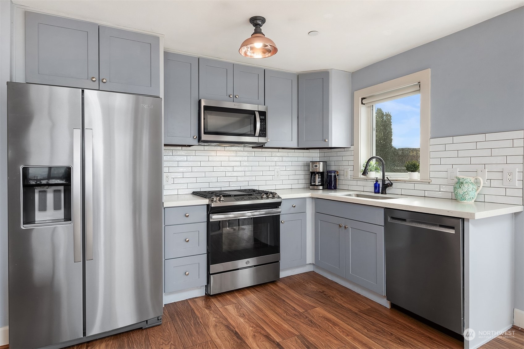 319 Summit Avenue E Unit: 502