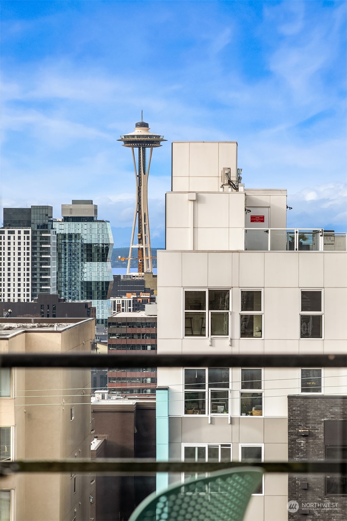 319 Summit Avenue E Unit: 502