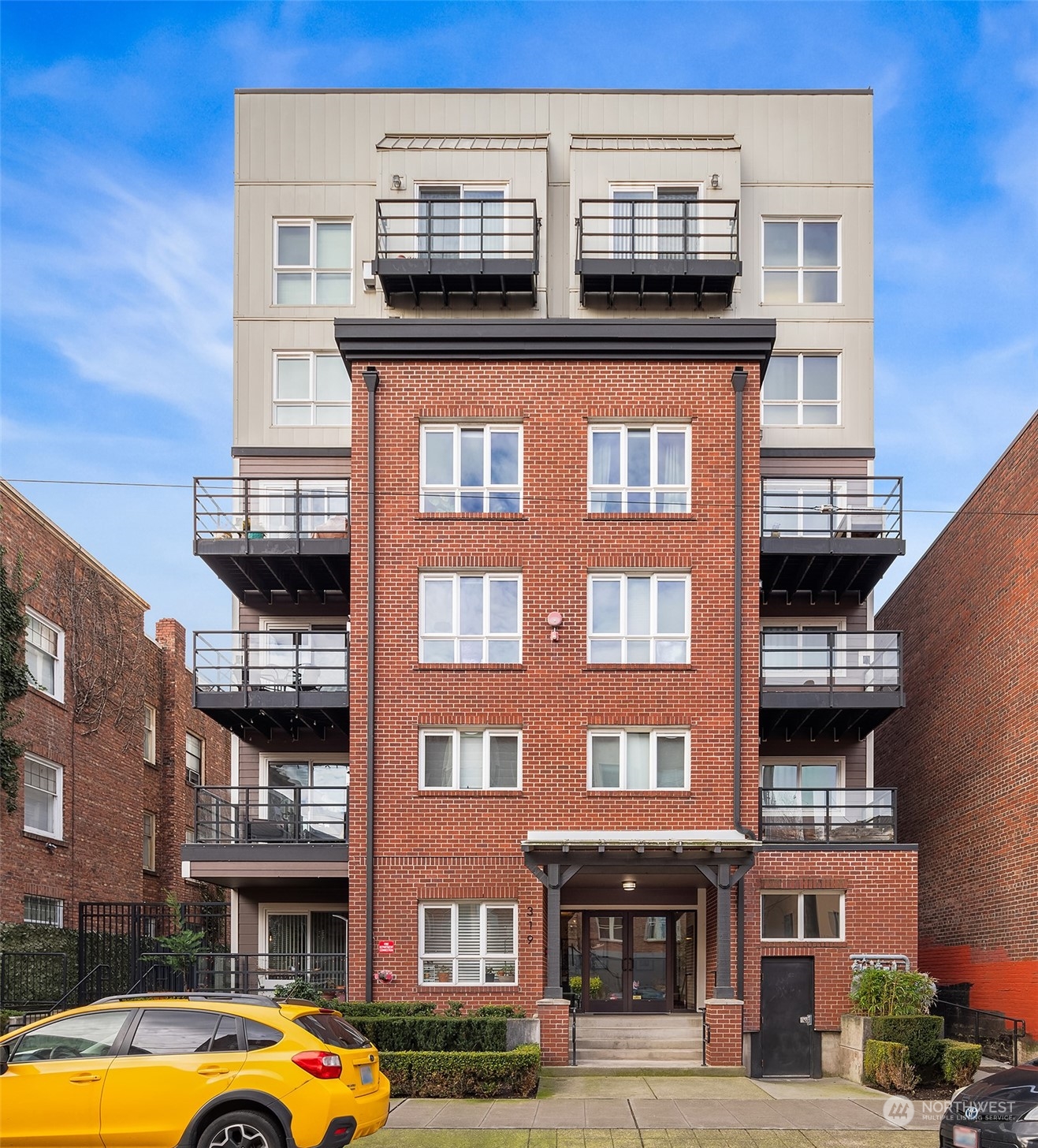 319 Summit Avenue E Unit: 502
