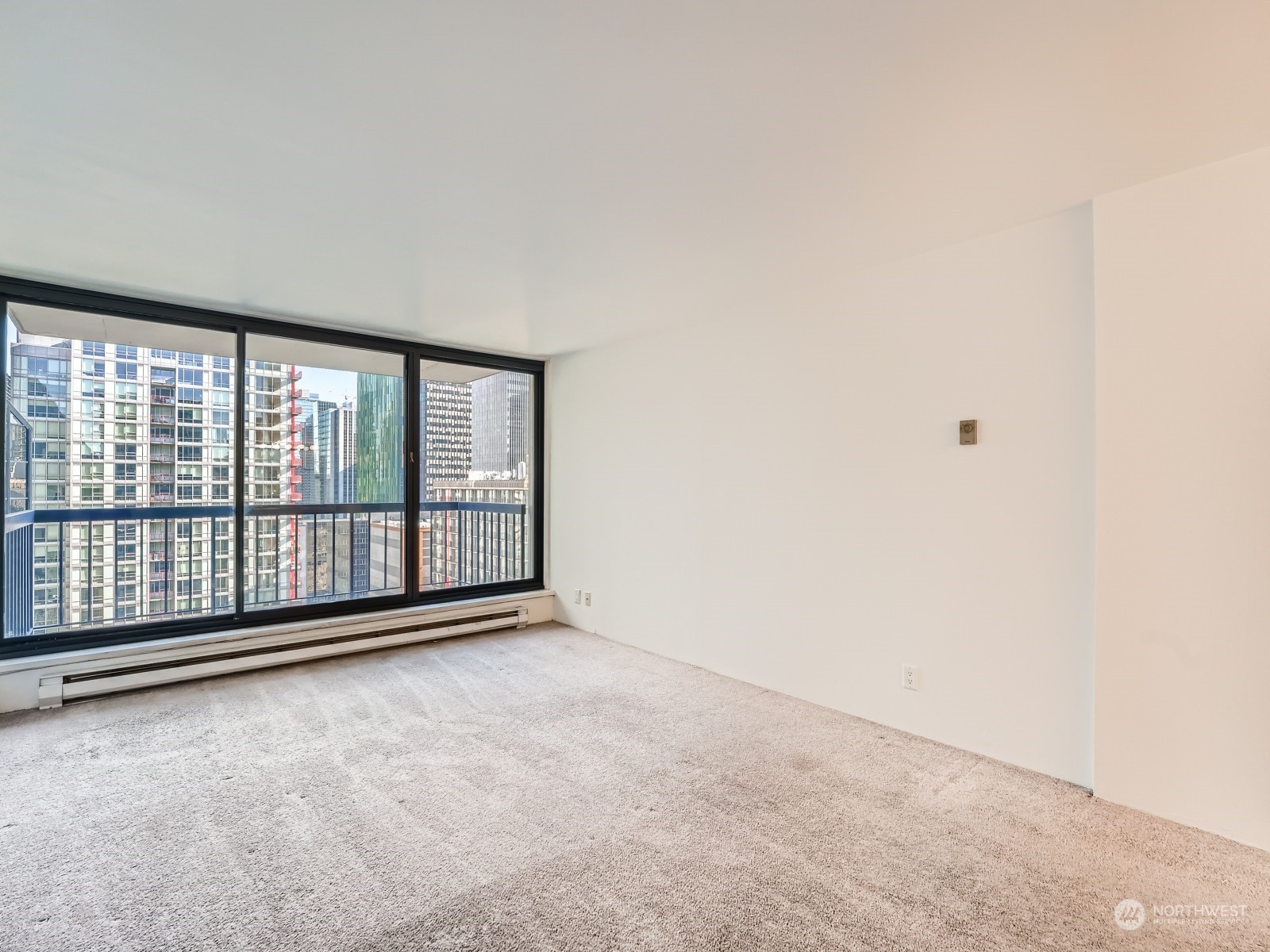 2100 3rd Avenue Unit: 1705