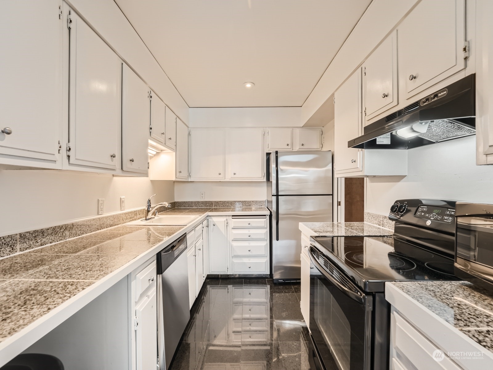 2100 3rd Avenue Unit: 1705