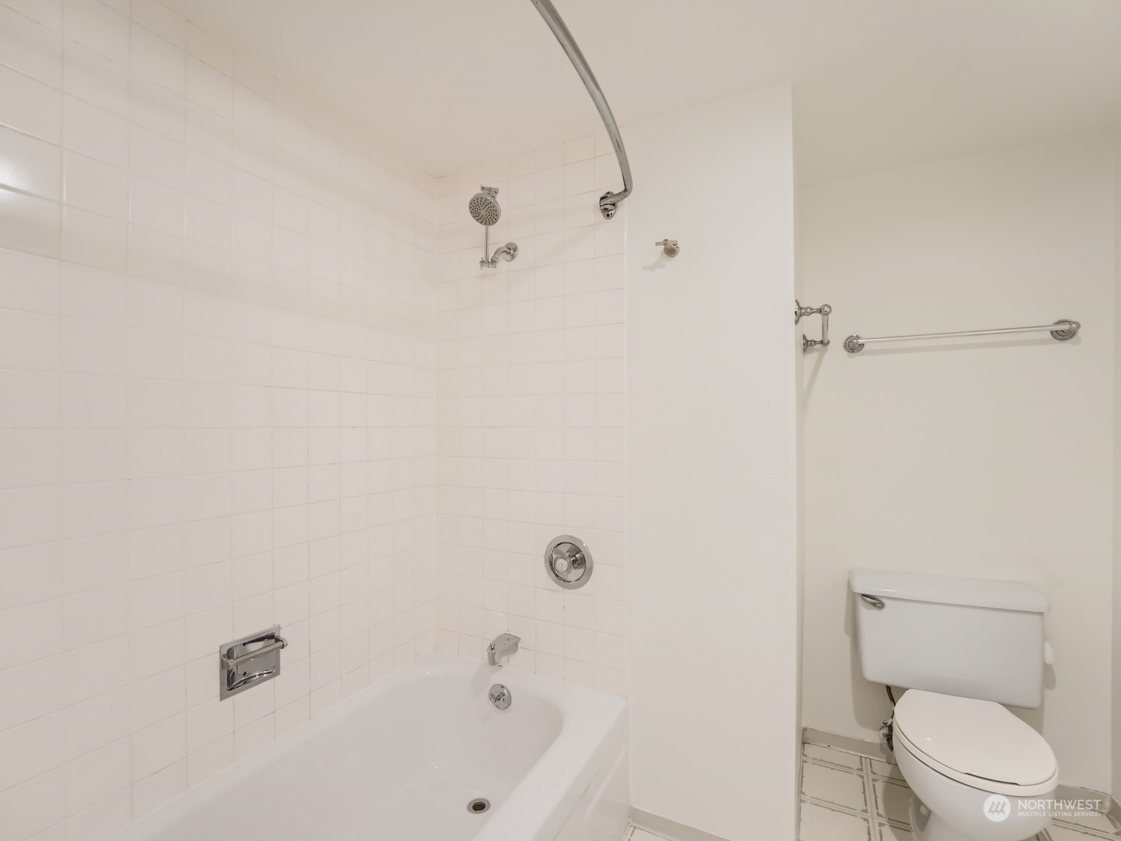 2100 3rd Avenue Unit: 1705