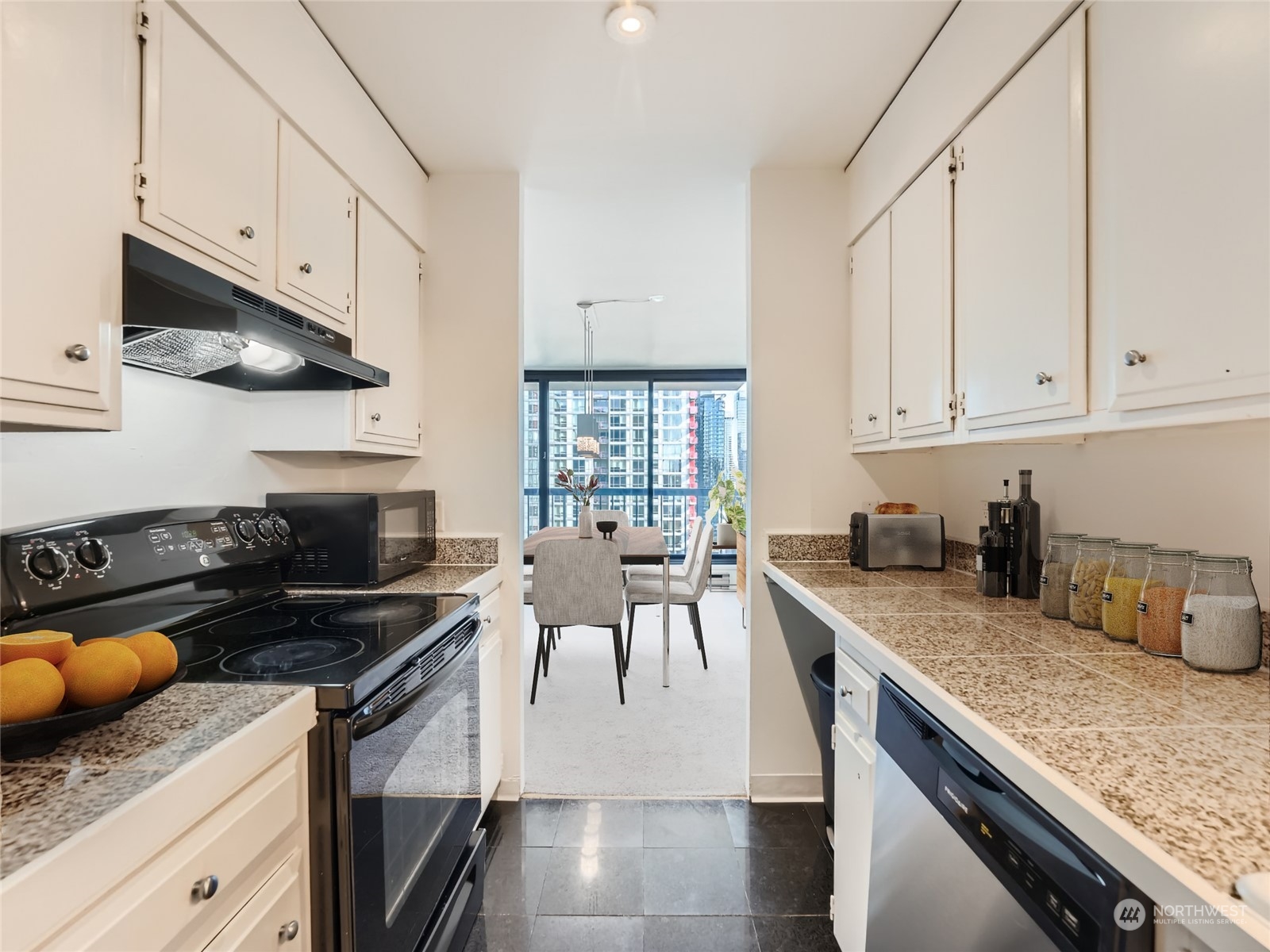2100 3rd Avenue Unit: 1705