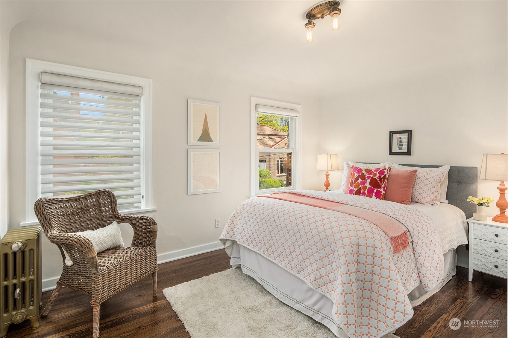 2502 Nob Hill Place N