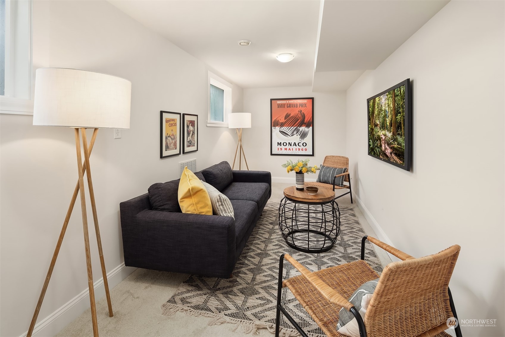 2502 Nob Hill Place N