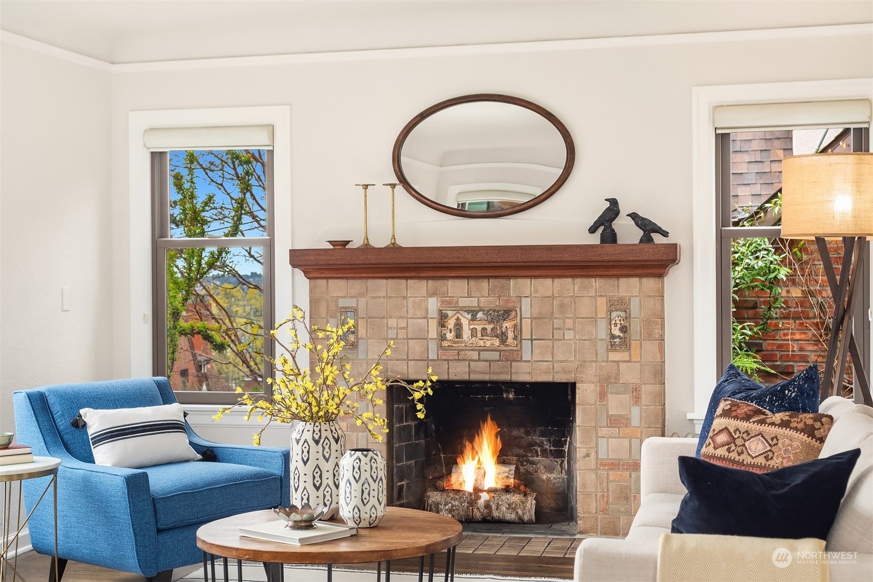 2502 Nob Hill Place N