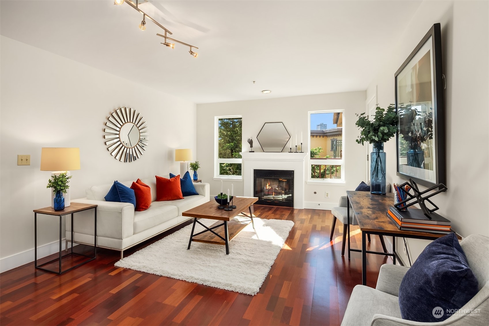 1711 E Olive Way Unit: 516