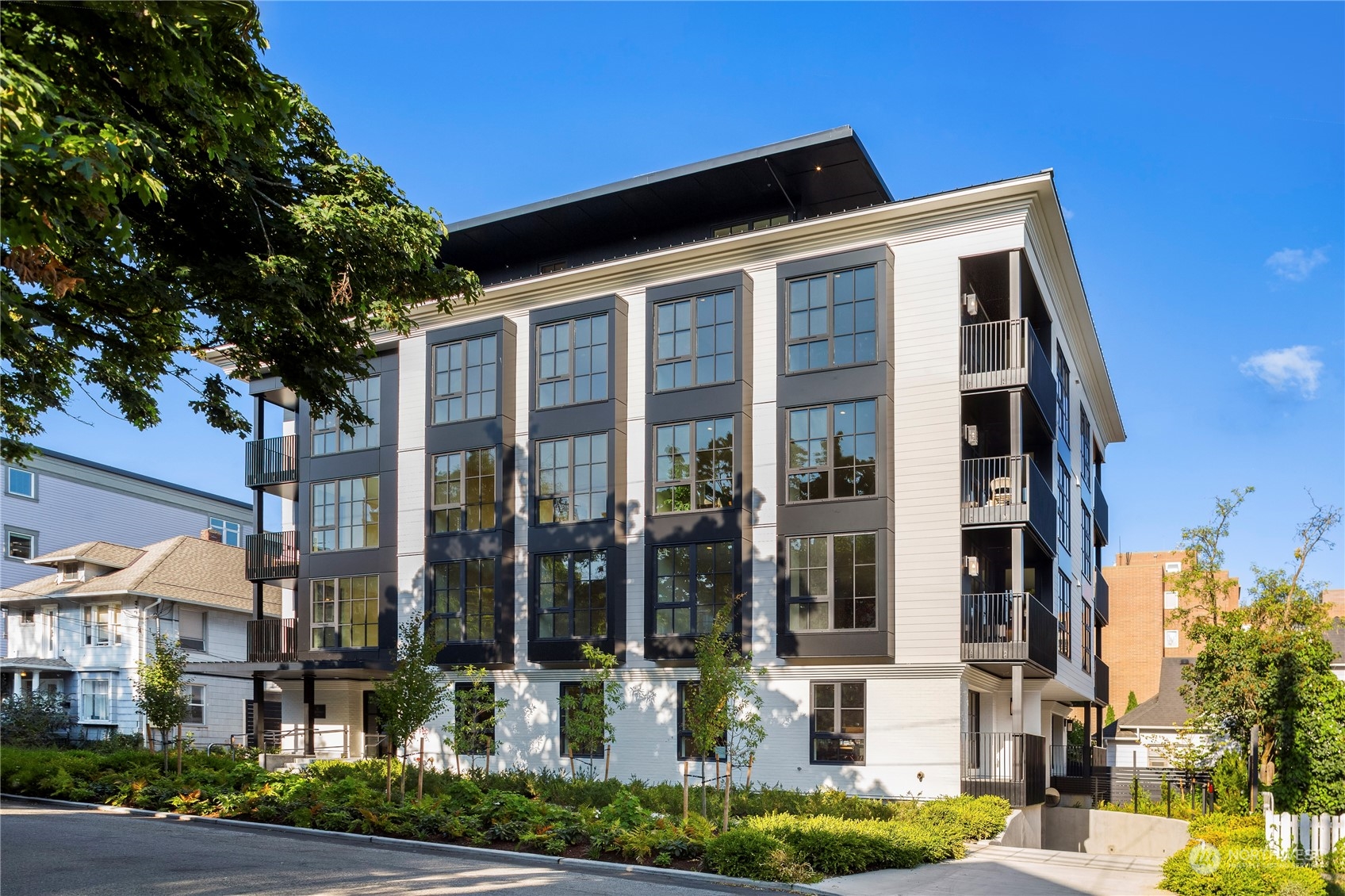 1406 3rd Avenue W Unit: 303