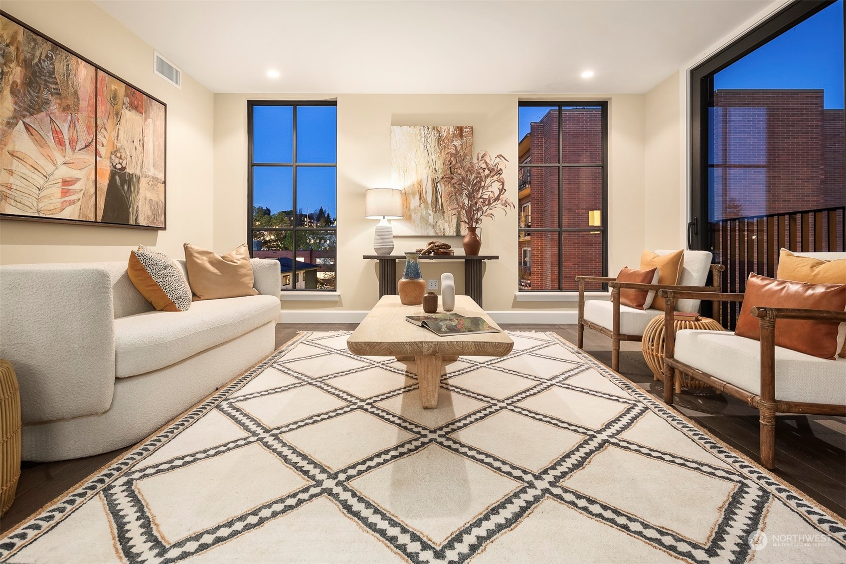 1406 3rd Avenue W Unit: 303