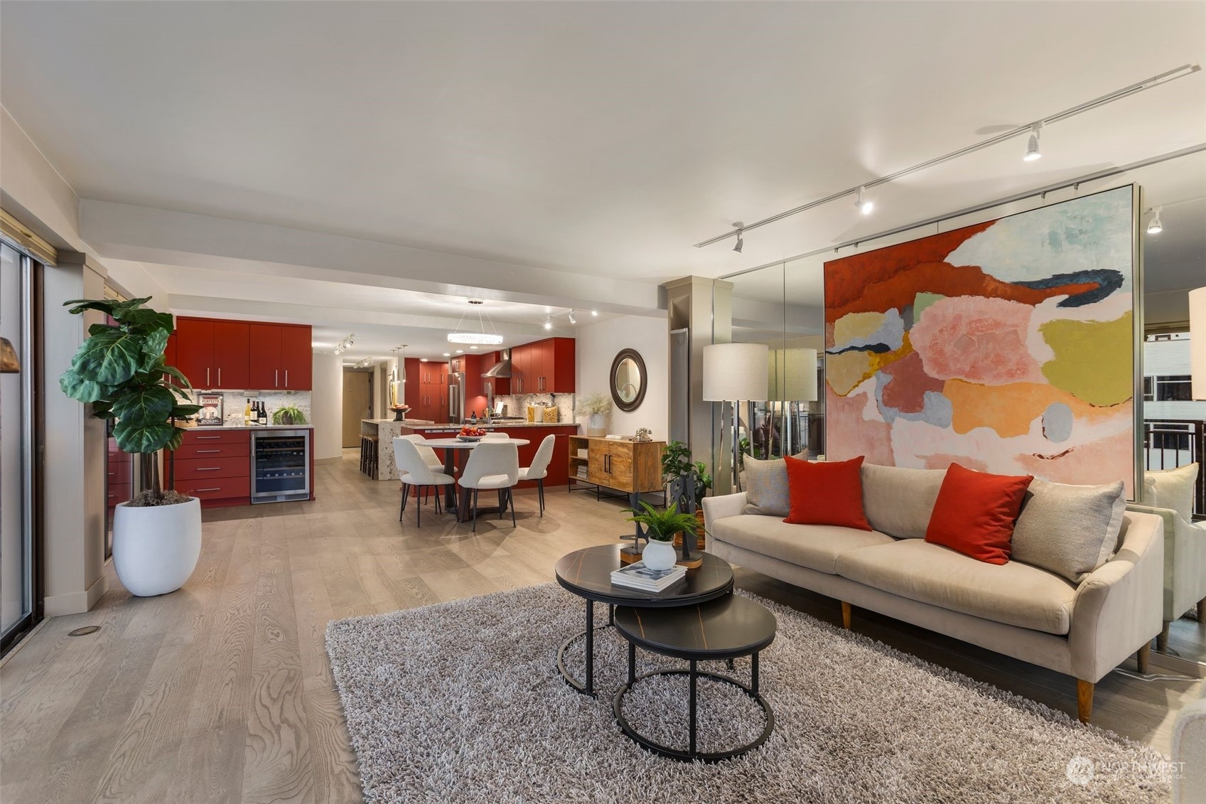 1111 Harbor Avenue SW Unit: 402