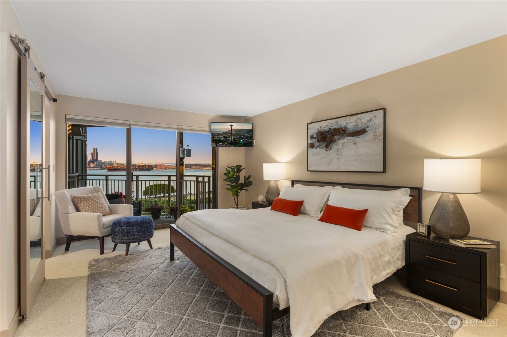 1111 Harbor Avenue SW Unit: 402