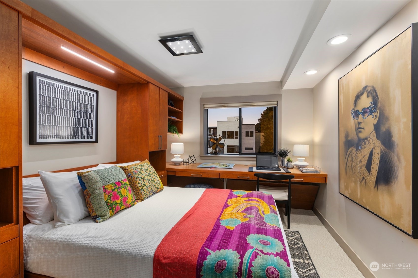 1111 Harbor Avenue SW Unit: 402