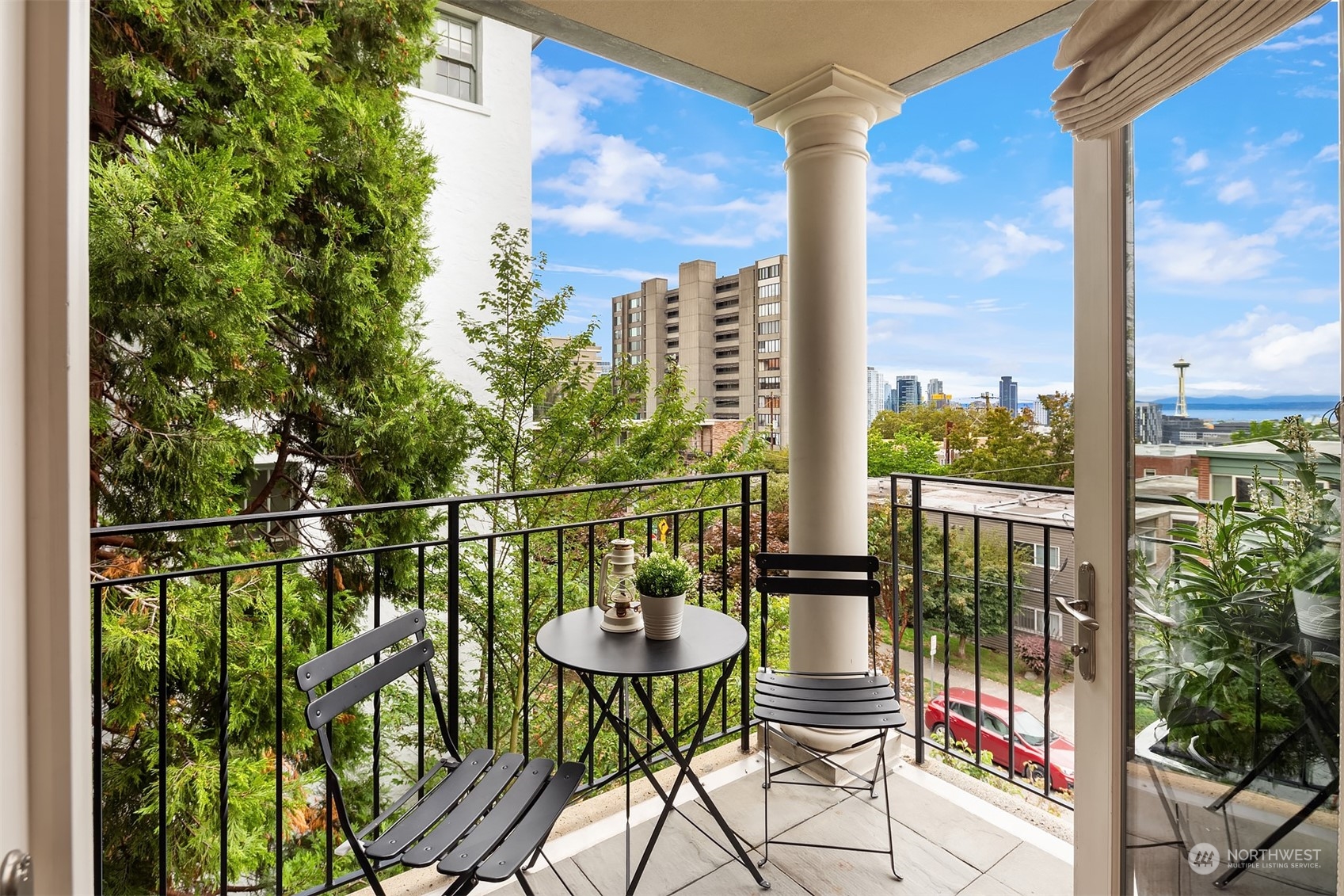 716 Boylston Avenue E Unit: 8