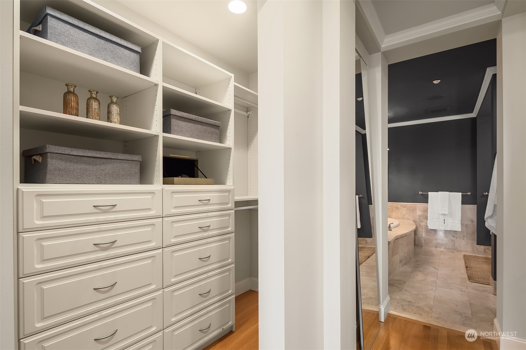 716 Boylston Avenue E Unit: 8