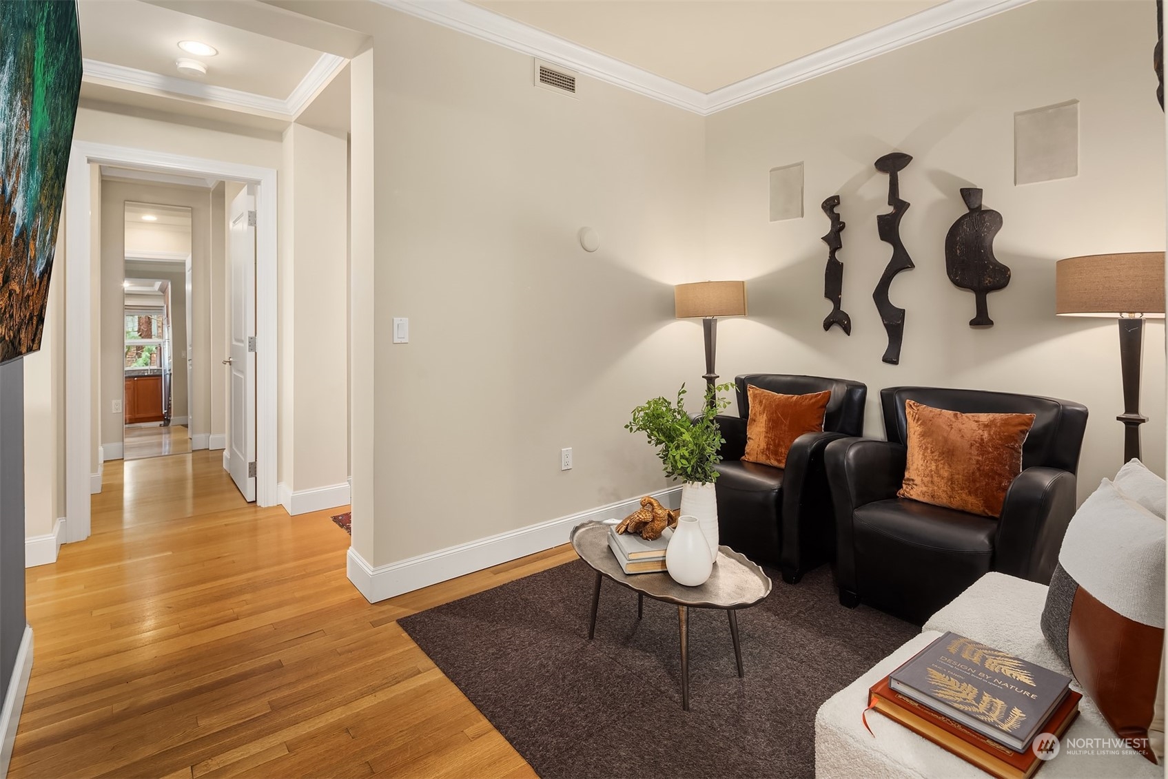 716 Boylston Avenue E Unit: 8