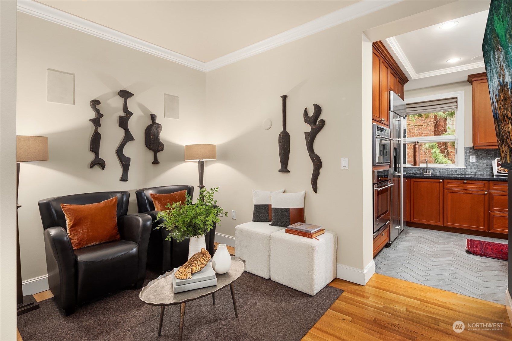 716 Boylston Avenue E Unit: 8