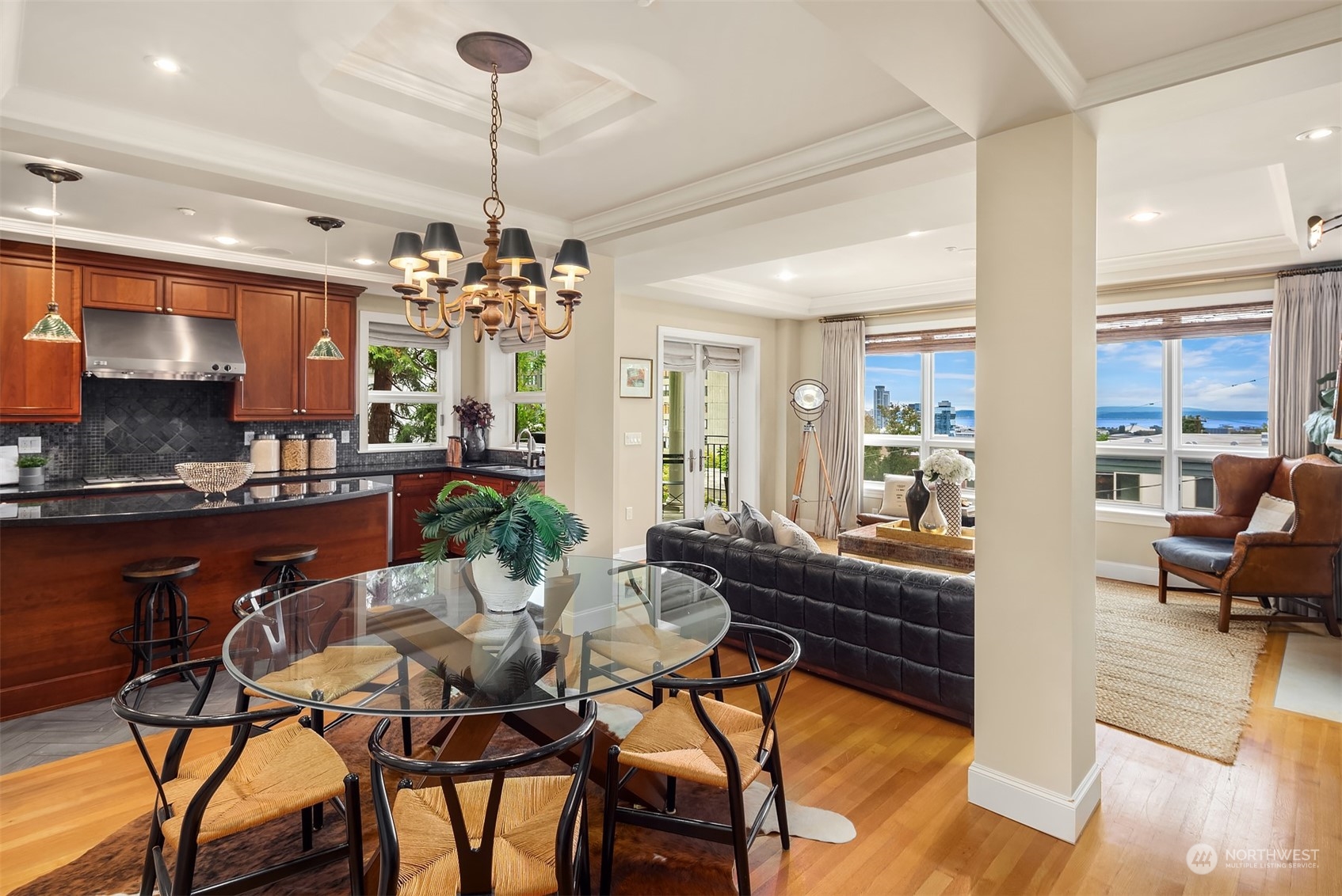 716 Boylston Avenue E Unit: 8