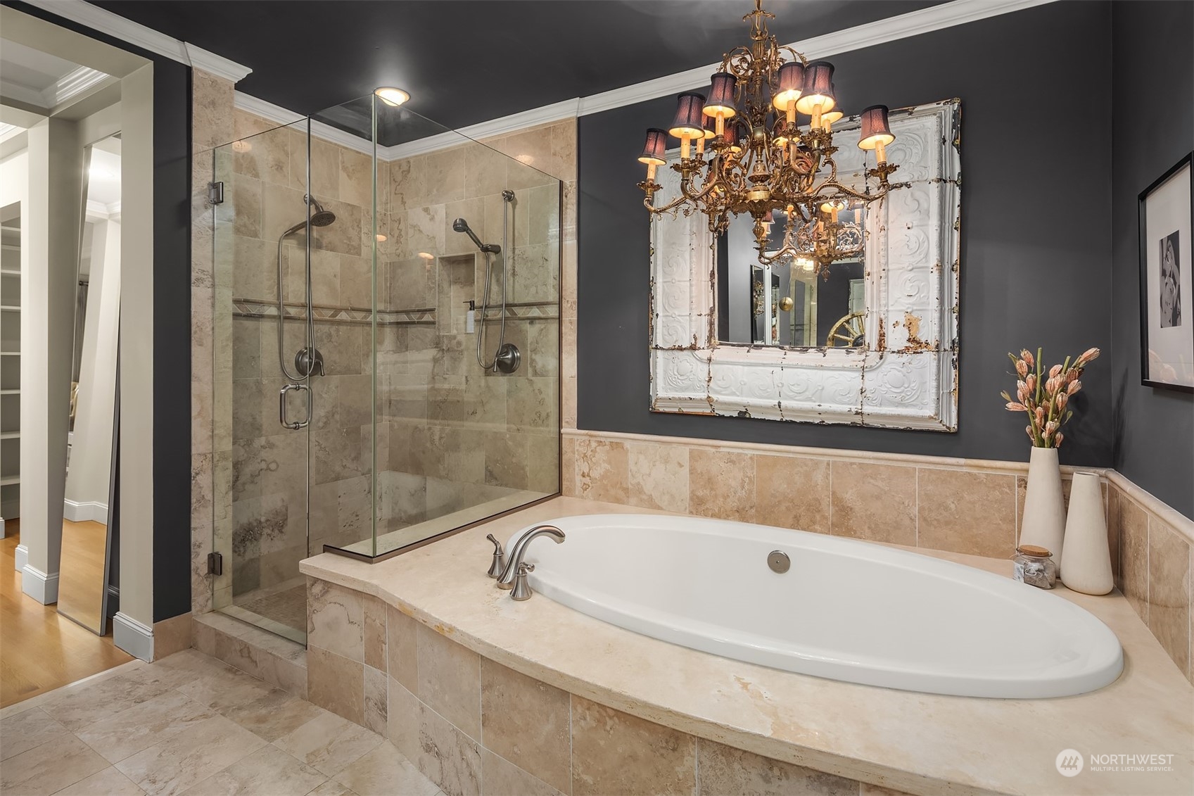 716 Boylston Avenue E Unit: 8