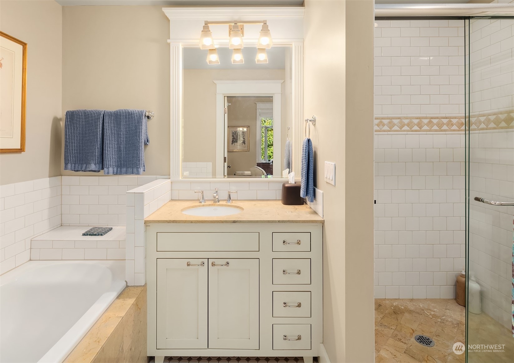 1457 E Mercer Street