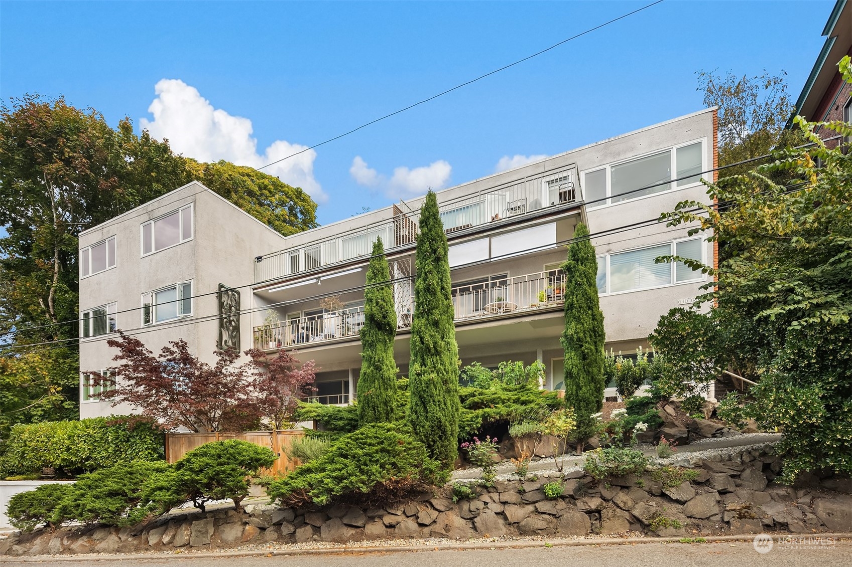 630 13th Avenue E Unit: 5