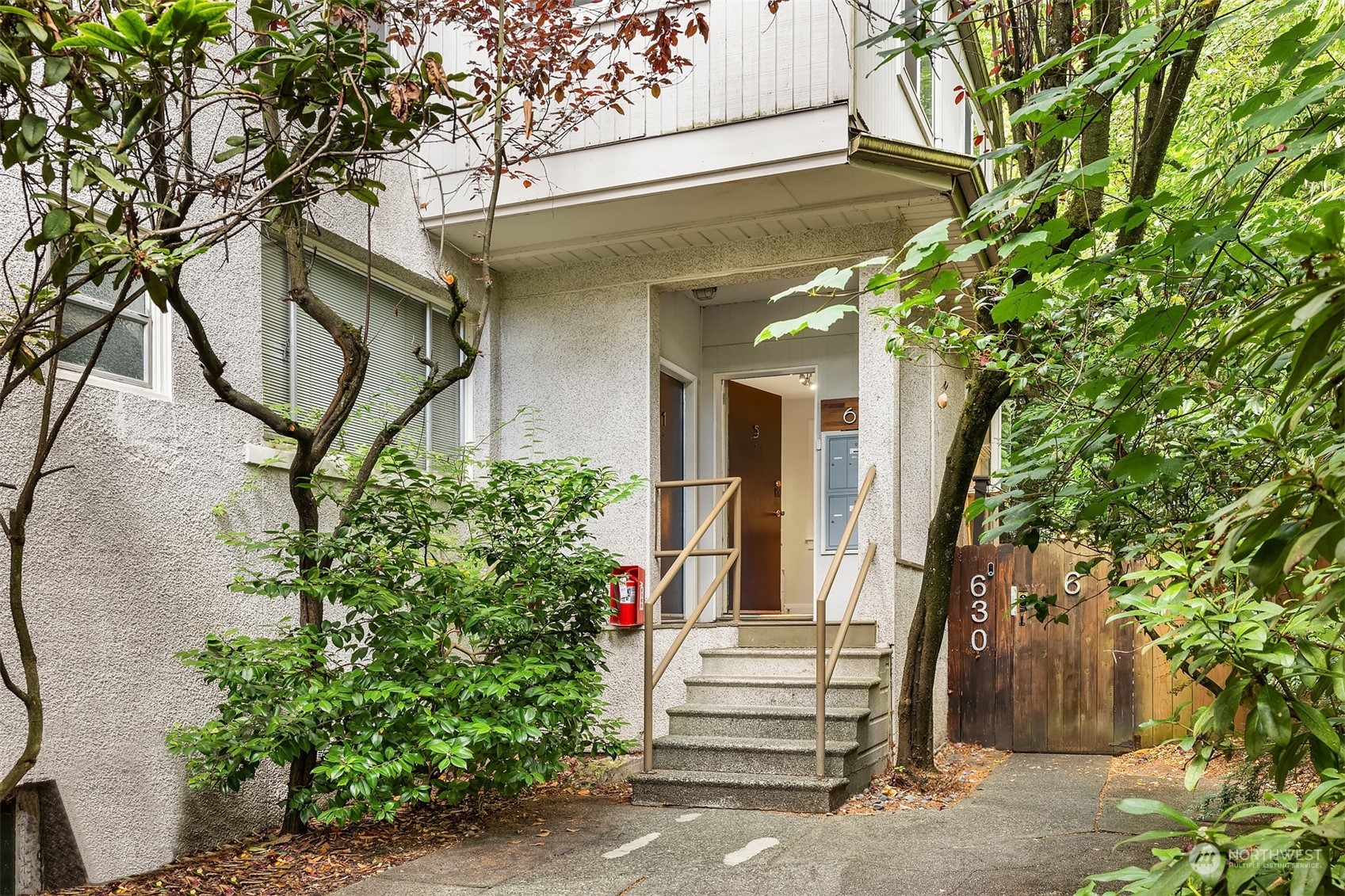 630 13th Avenue E Unit: 5