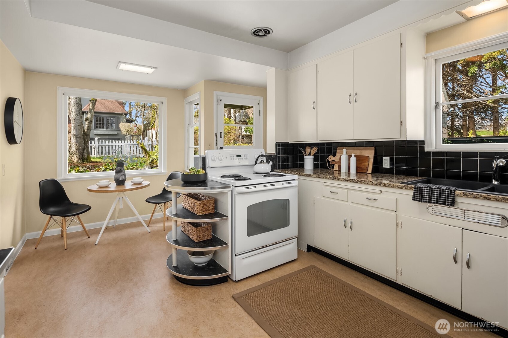 2615 Lake Washington Boulevard E