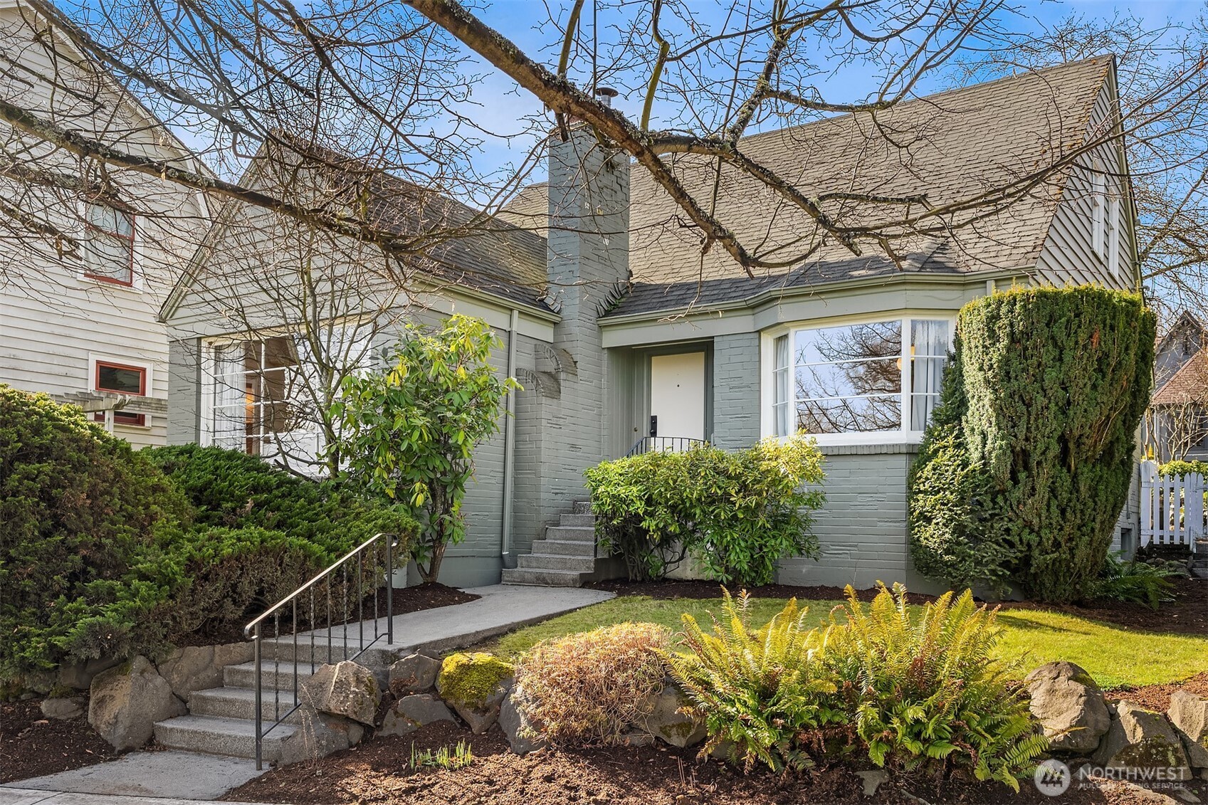 2615 Lake Washington Boulevard E