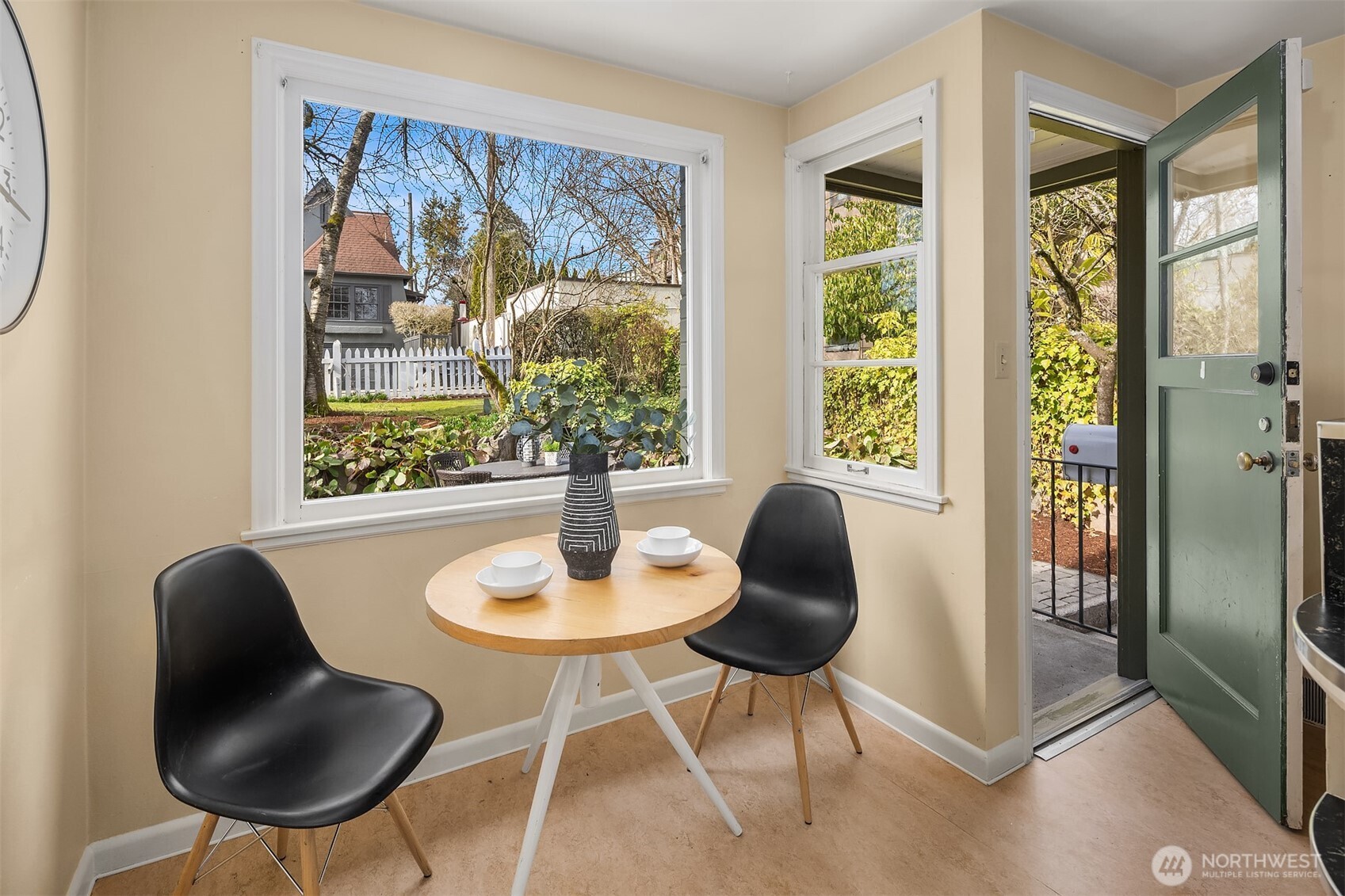 2615 Lake Washington Boulevard E