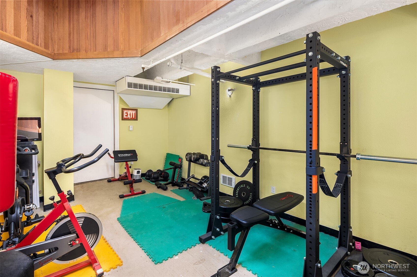 303 13th Avenue E Unit: 202