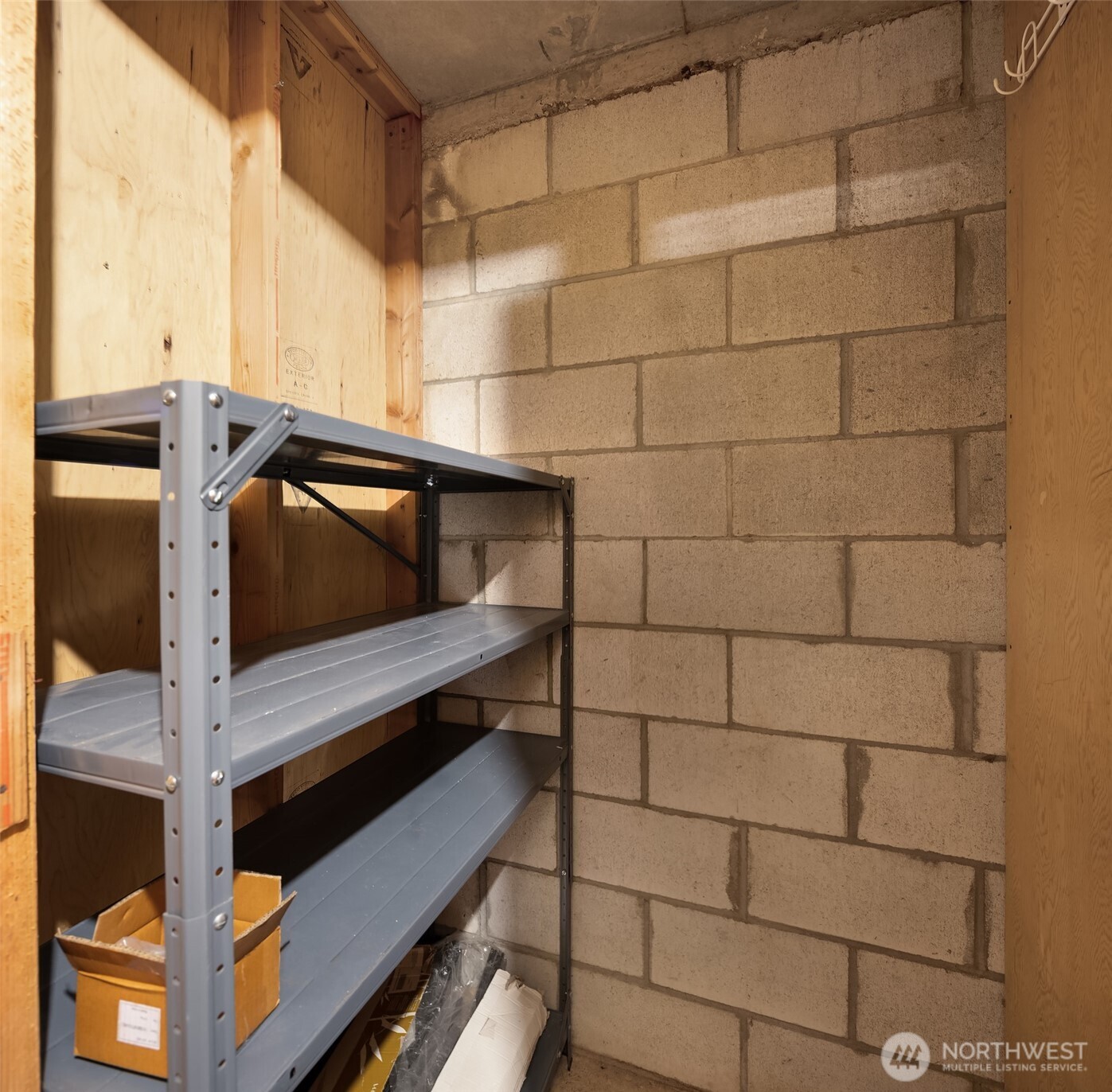 303 13th Avenue E Unit: 202