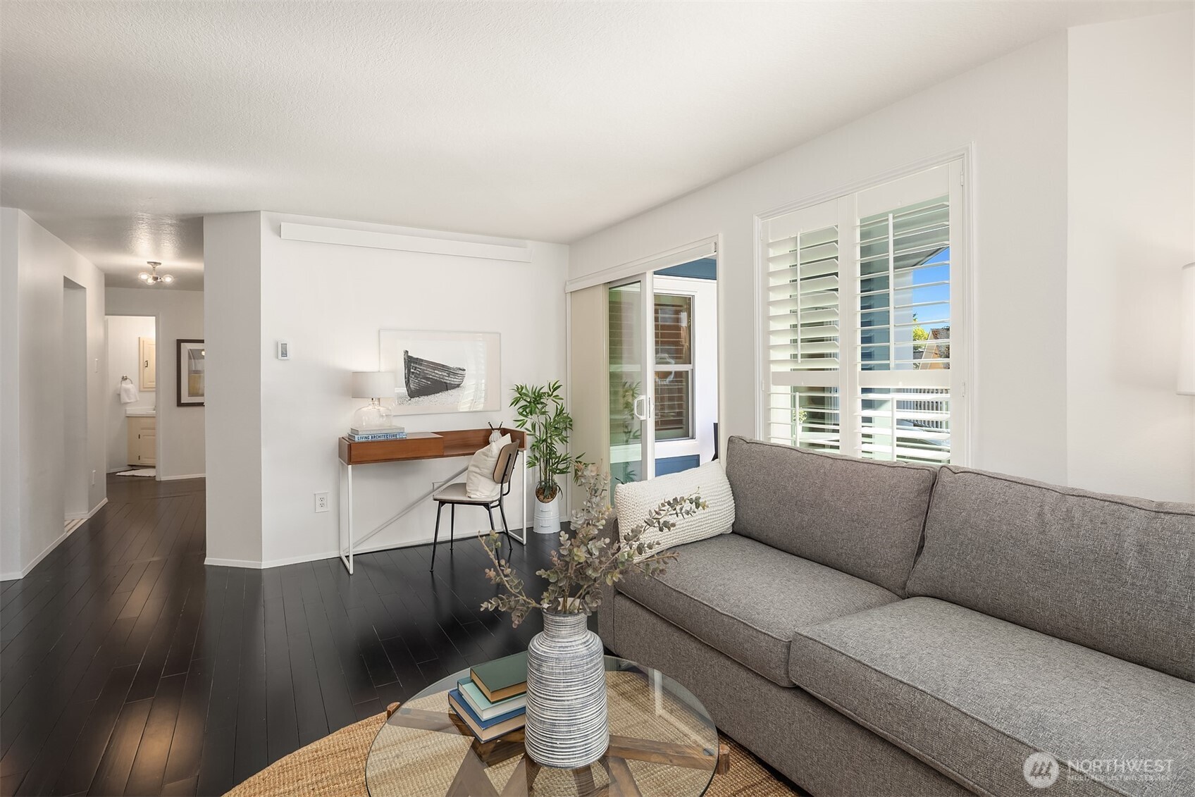 303 13th Avenue E Unit: 202