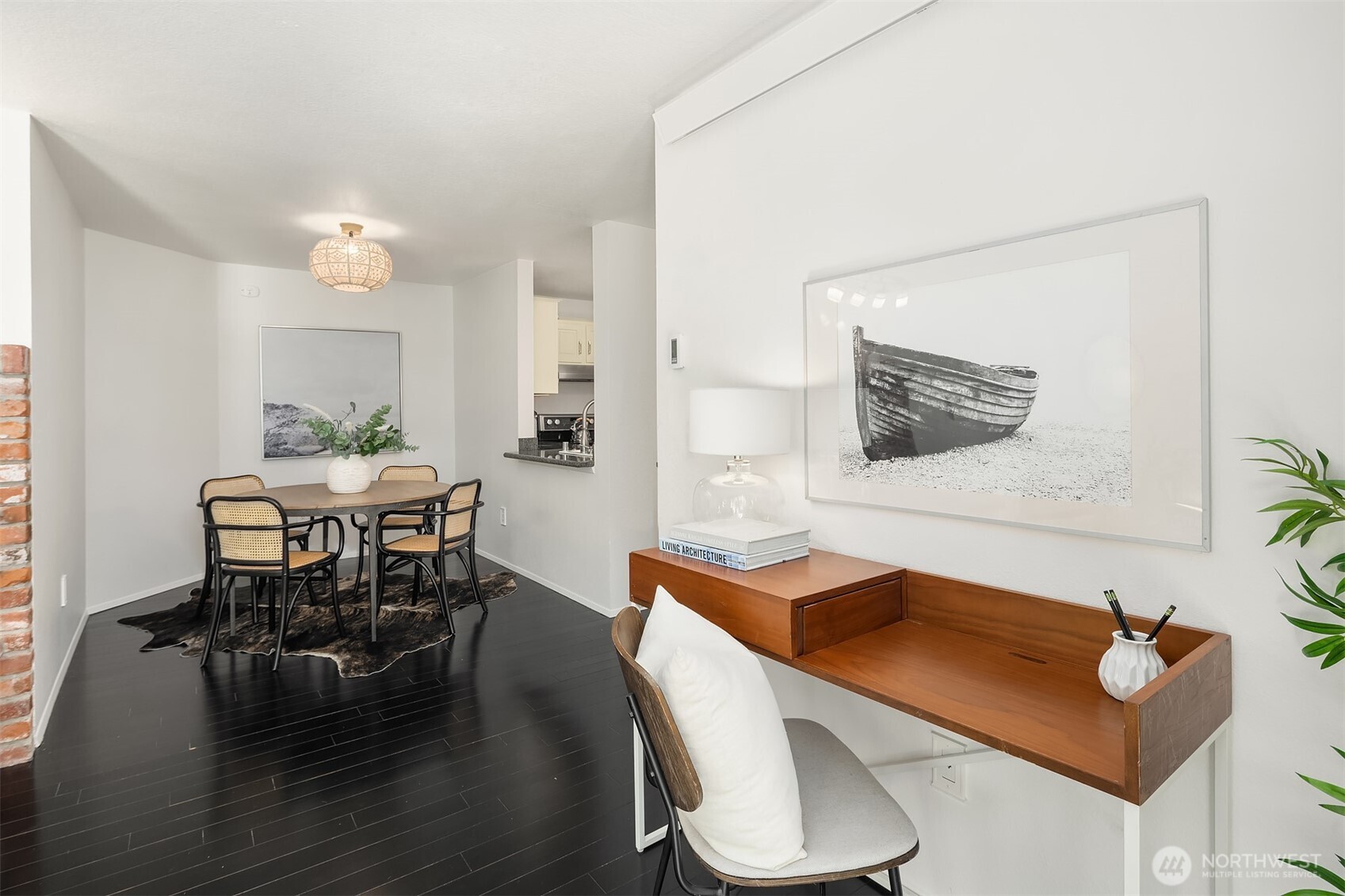 303 13th Avenue E Unit: 202