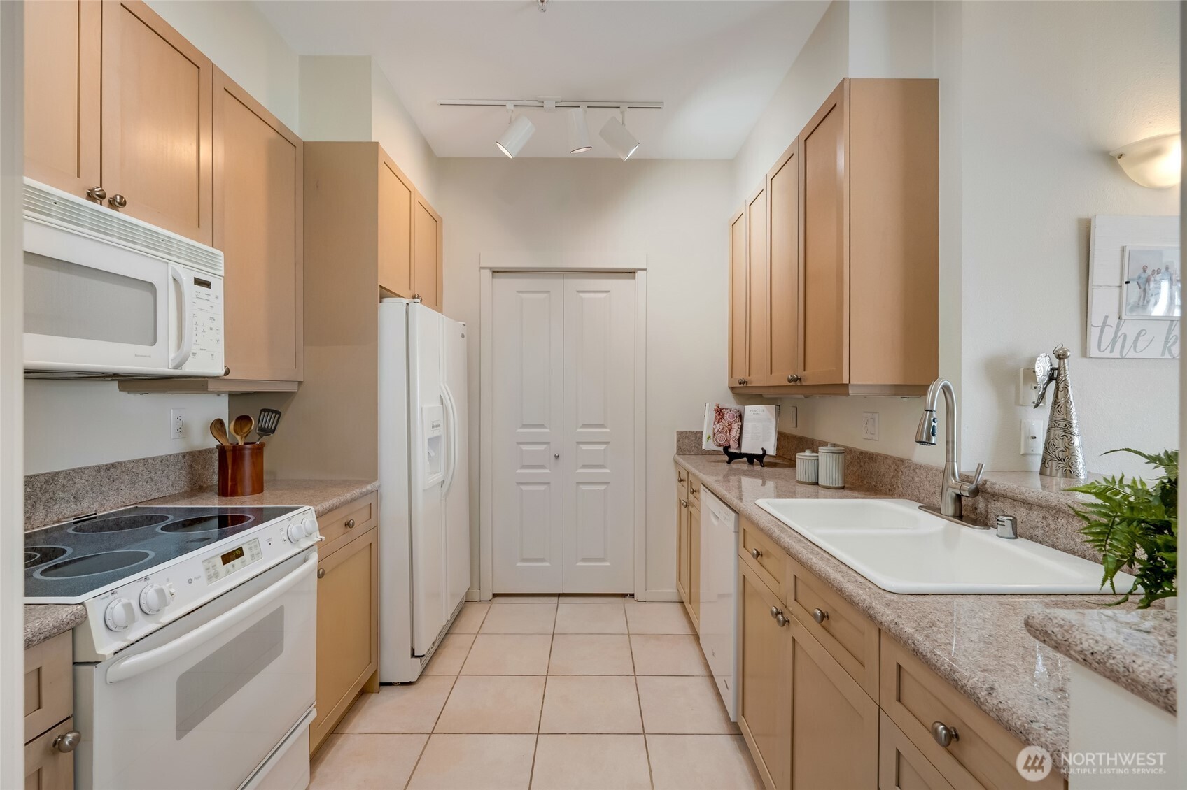 108 2nd Avenue S Unit: 505
