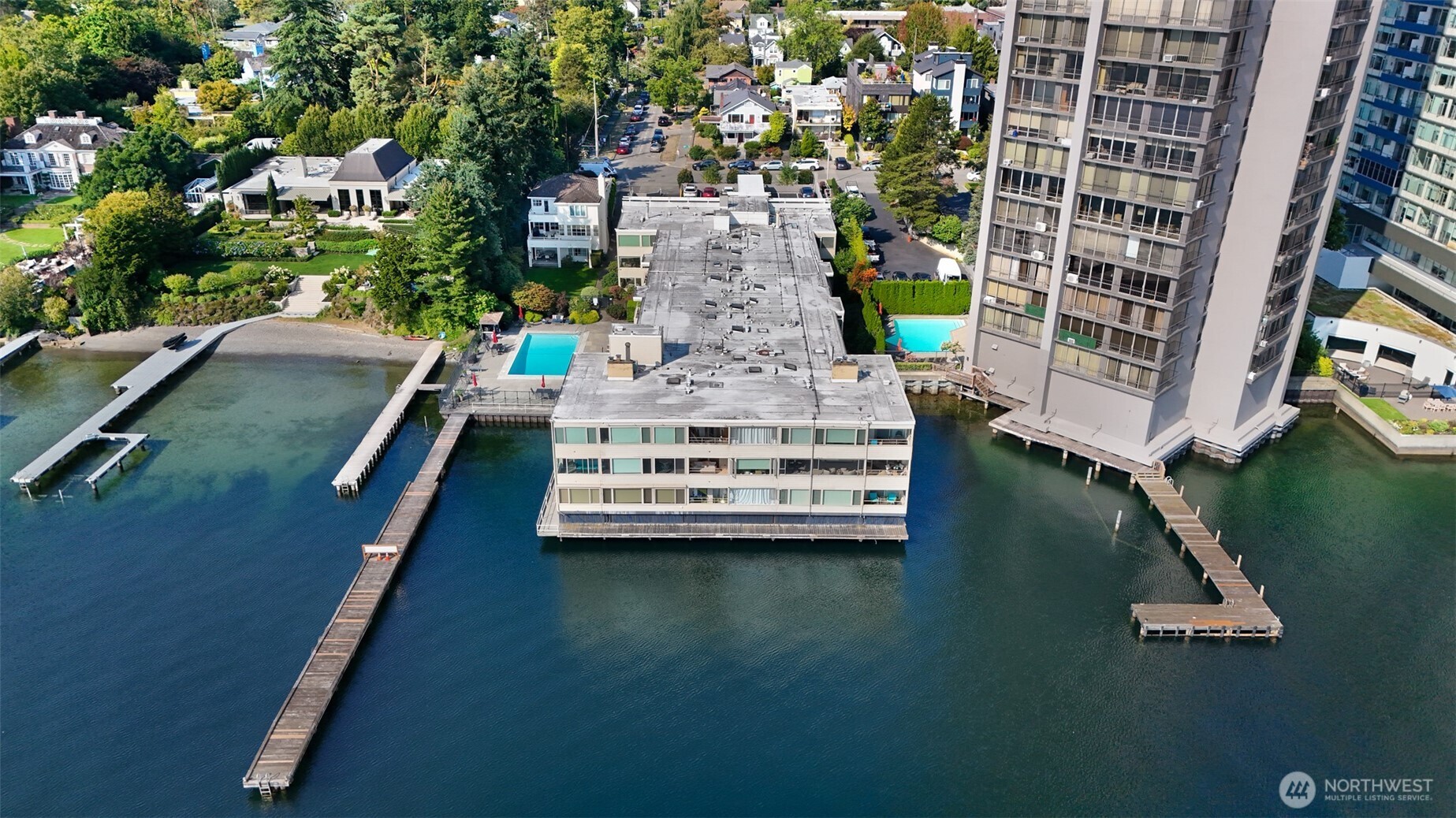 1600 43rd Avenue E Unit: 206