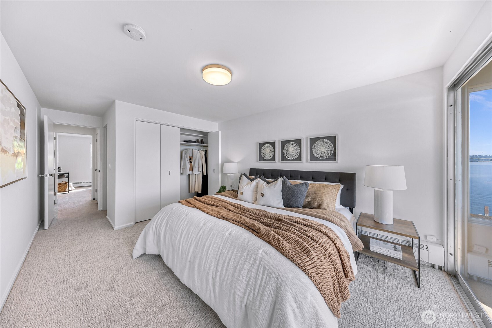 1600 43rd Avenue E Unit: 206