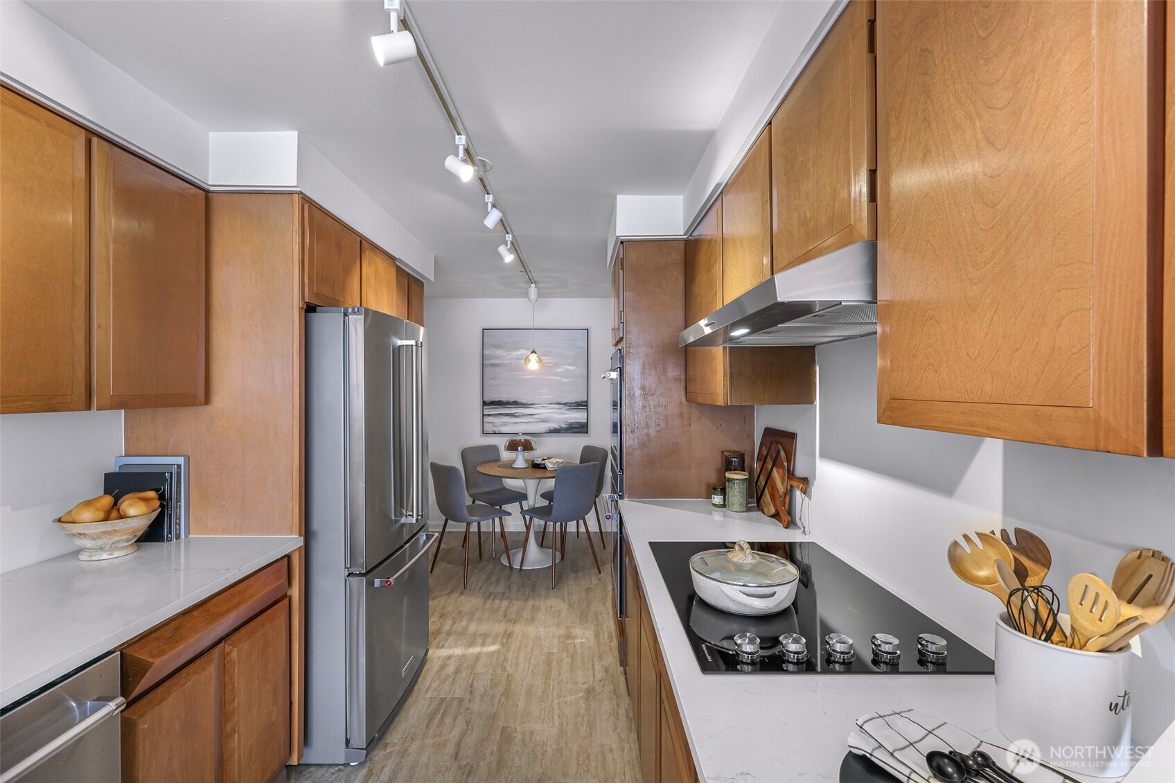 1600 43rd Avenue E Unit: 206