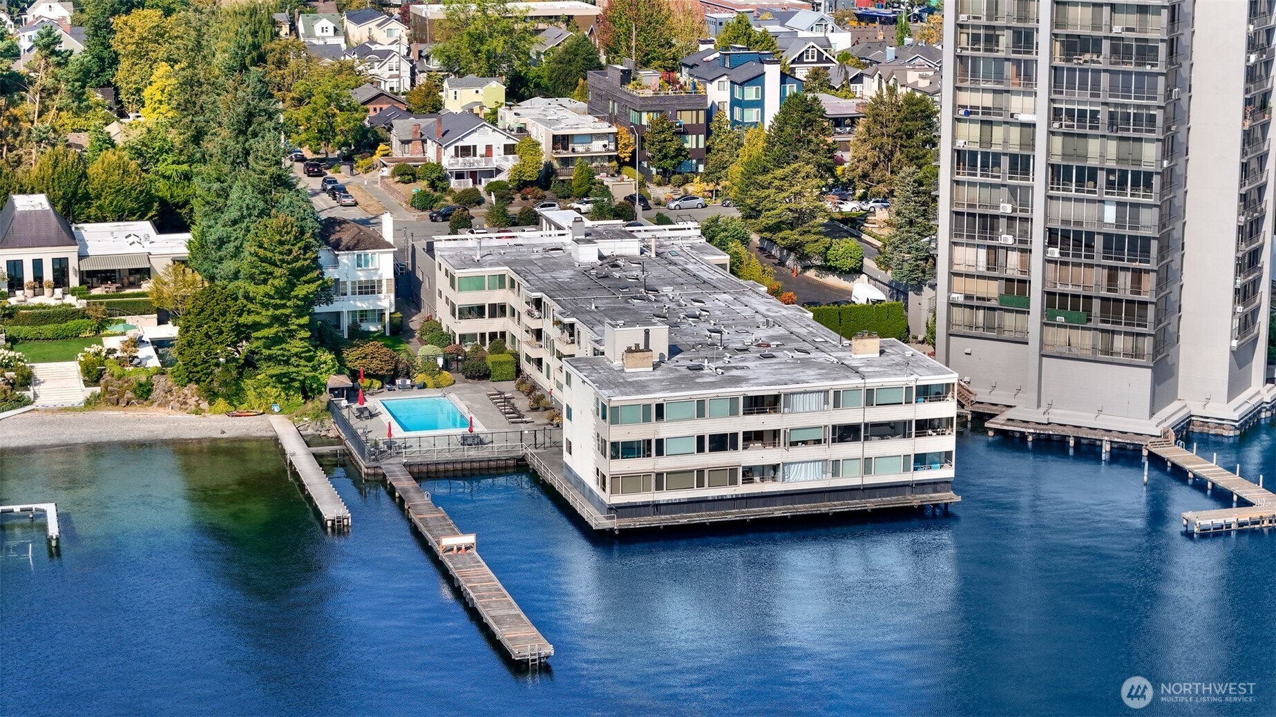 1600 43rd Avenue E Unit: 206