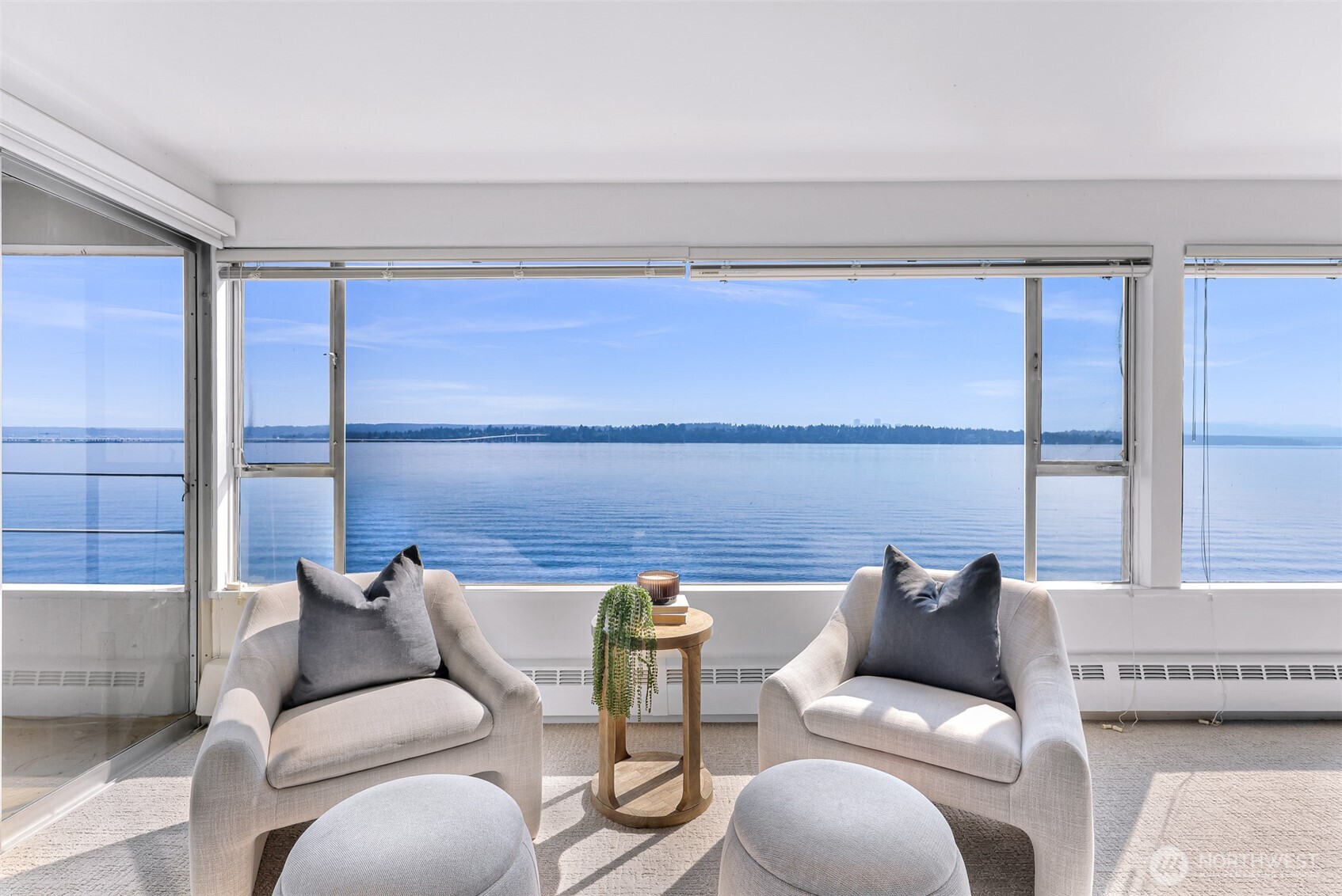 1600 43rd Avenue E Unit: 206