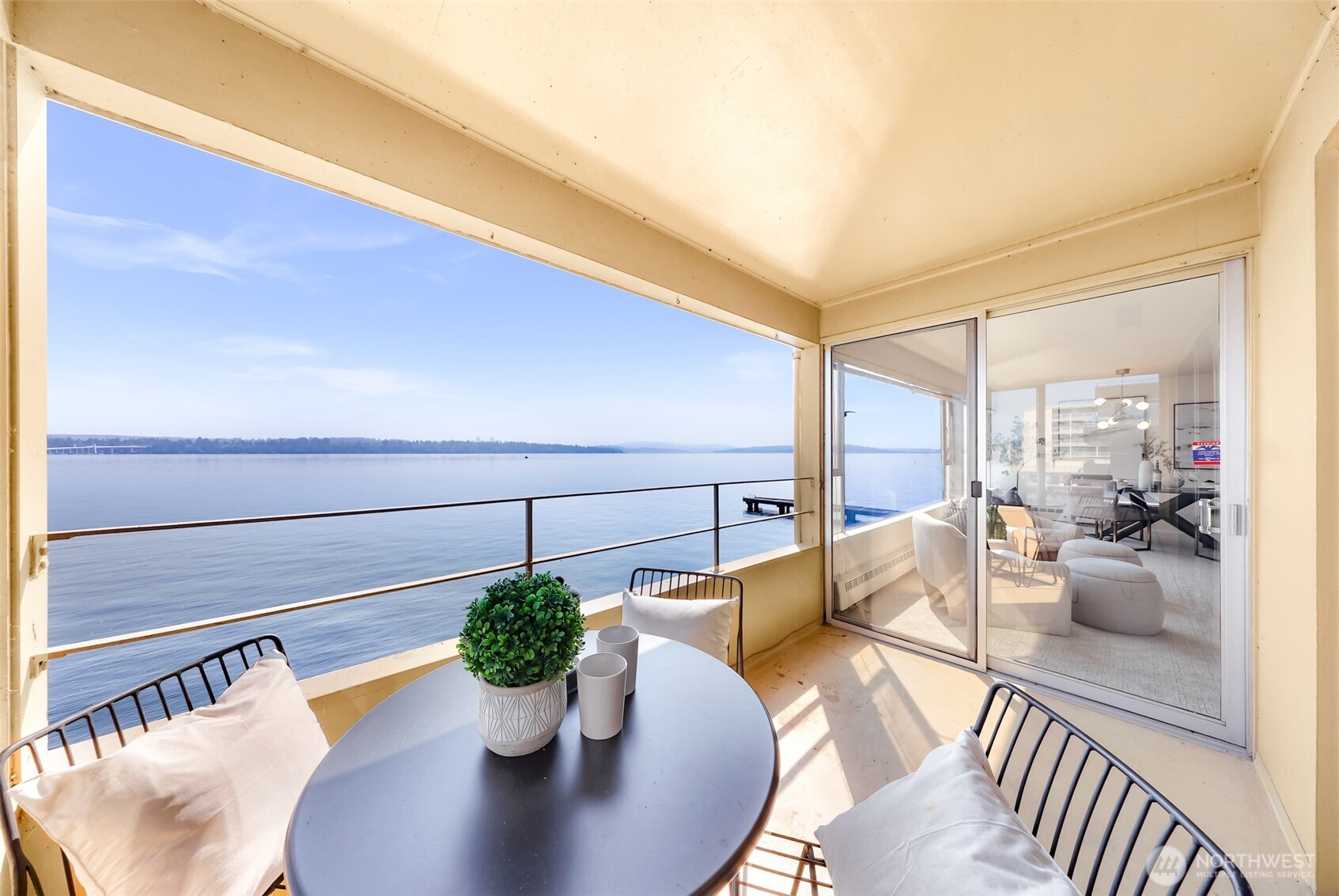 1600 43rd Avenue E Unit: 206