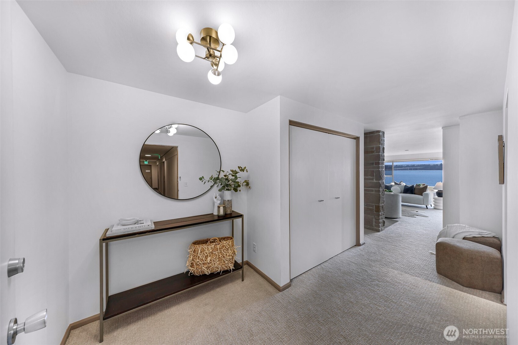 1600 43rd Avenue E Unit: 206