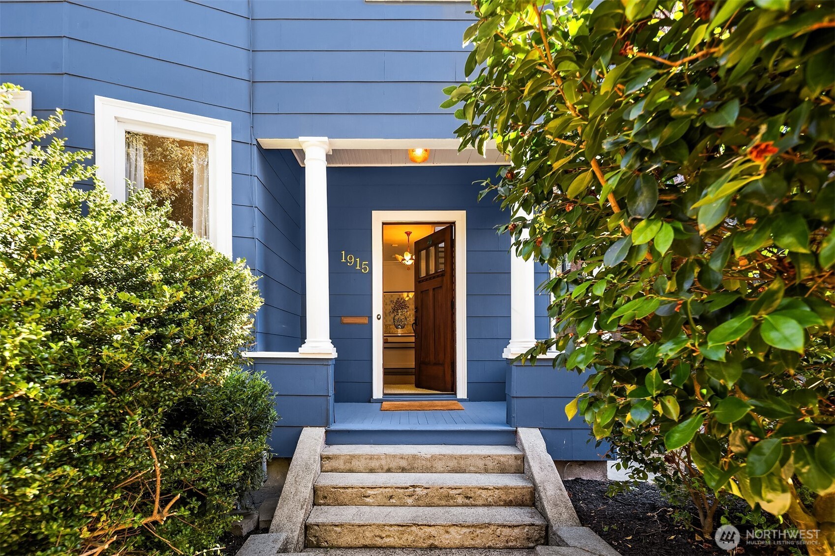 1915 E John Street