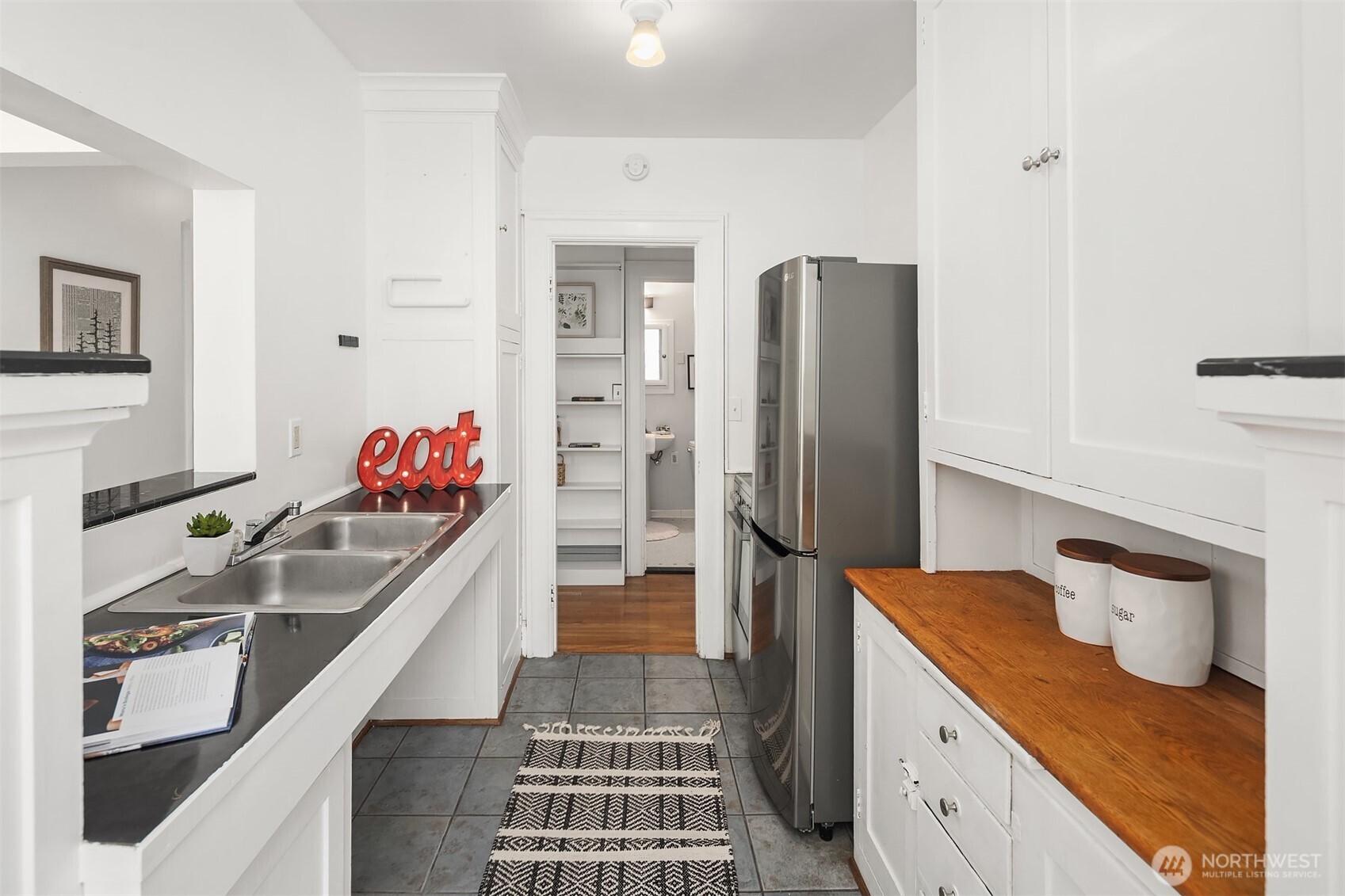 321 Boylston Avenue E Unit: 303