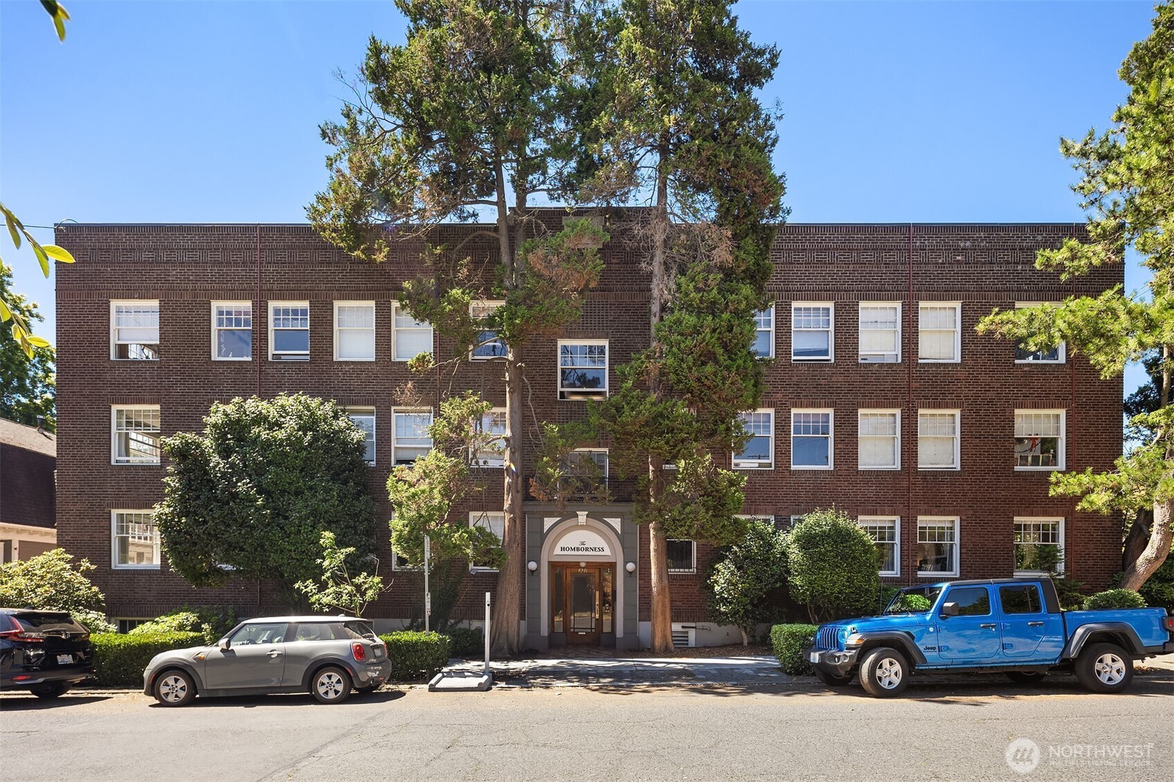 321 Boylston Avenue E Unit: 303