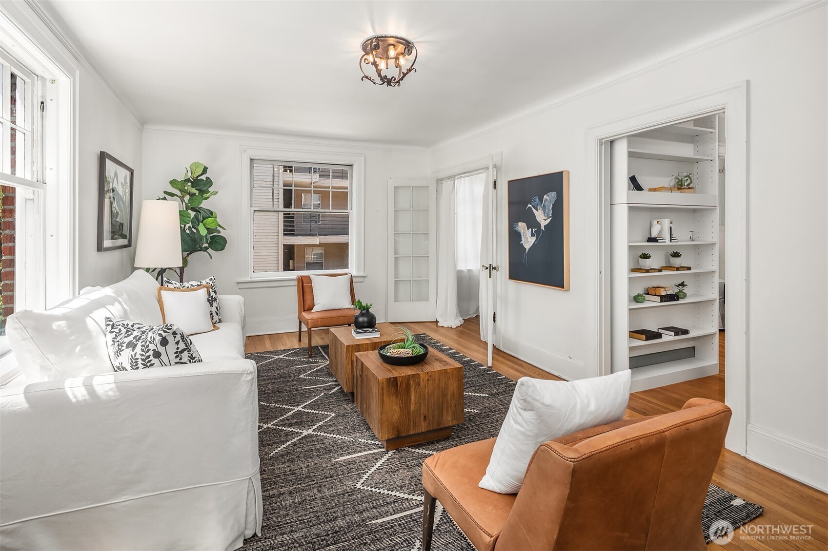 321 Boylston Avenue E Unit: 303