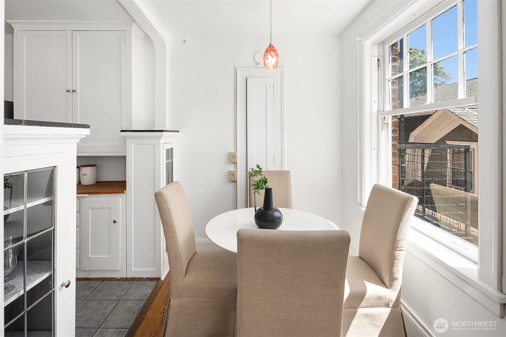 321 Boylston Avenue E Unit: 303