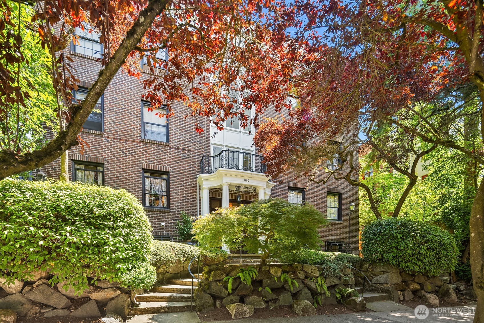 1120 17th Avenue Unit: 301