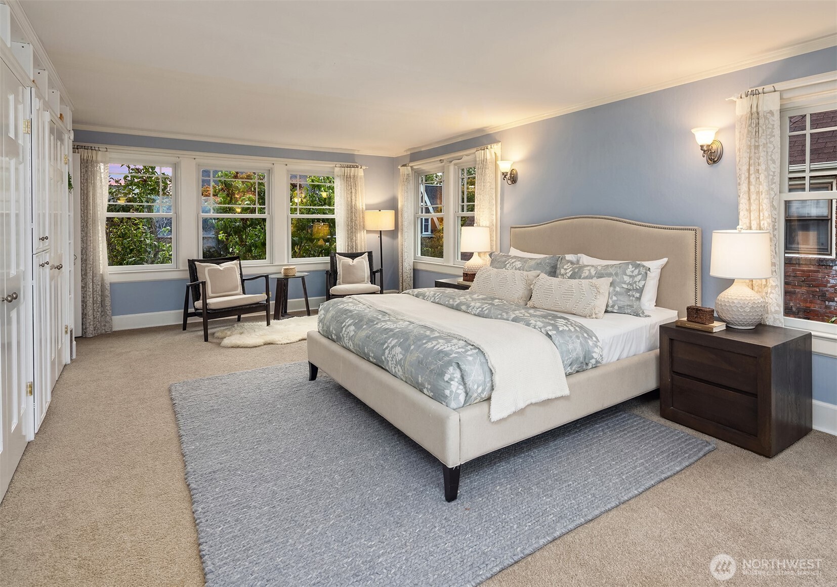 3333 Cascadia Avenue S