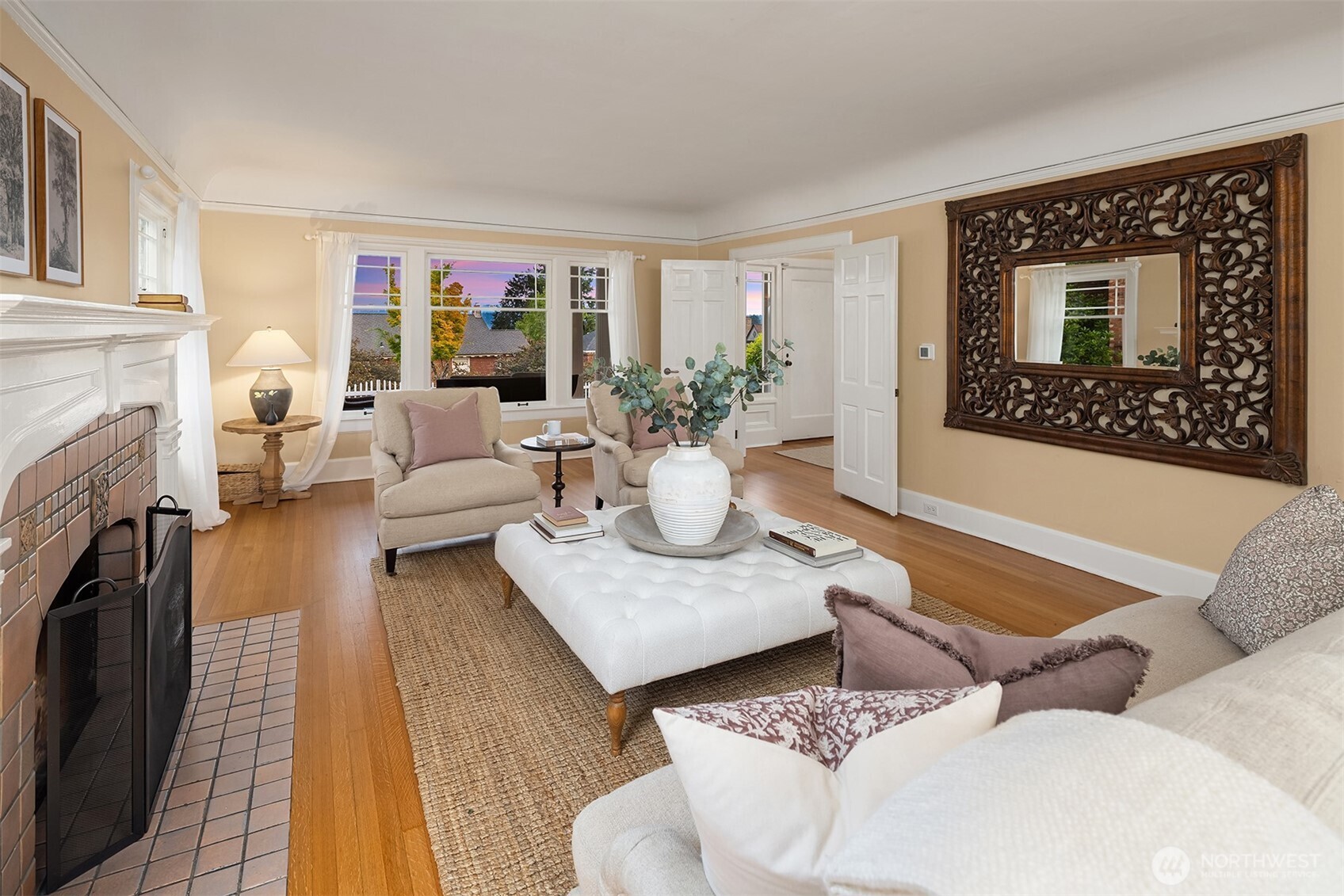 3333 Cascadia Avenue S