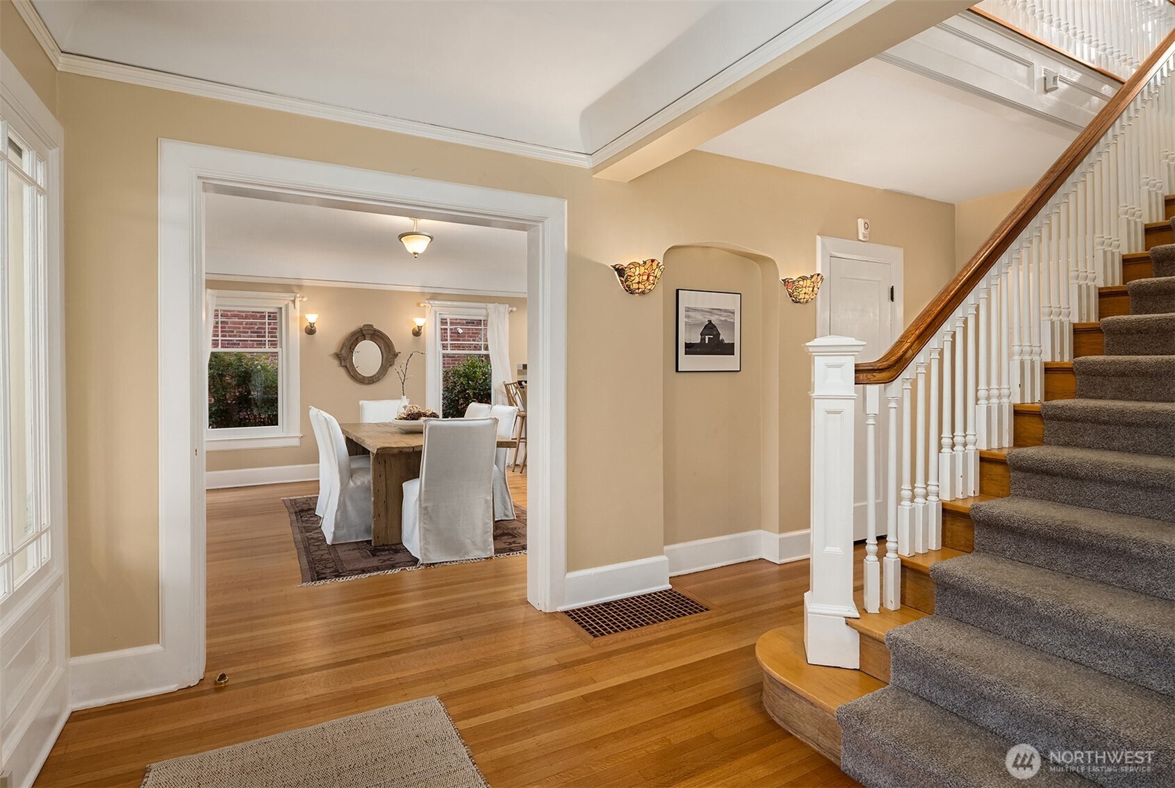 3333 Cascadia Avenue S